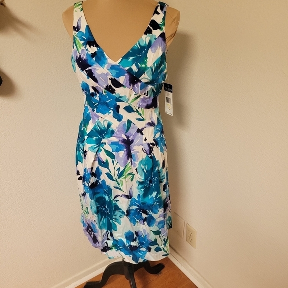 Chaps Blue Floral Dress NWT - Picture 1 of 5